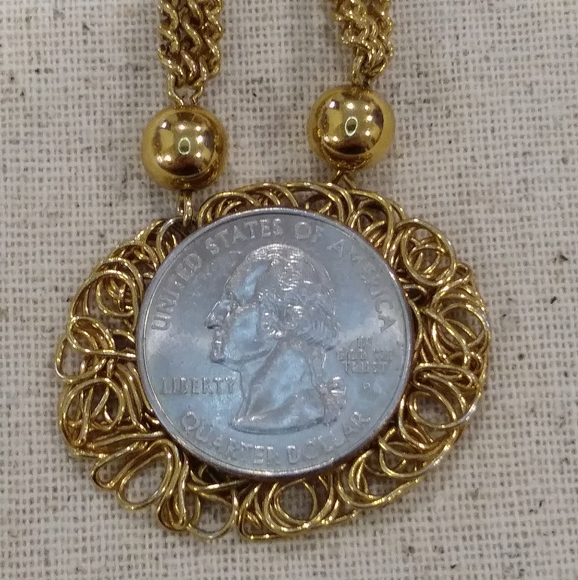 Vintage Gold tone flat Nest 3 Strand Necklace - Picture 8 of 8